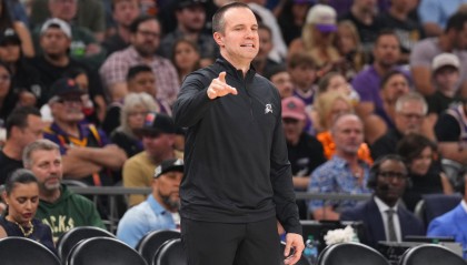 爱游戏-附加赛战开拓者 奥特：他们近期状态火热 近20场防守稳居联盟前5