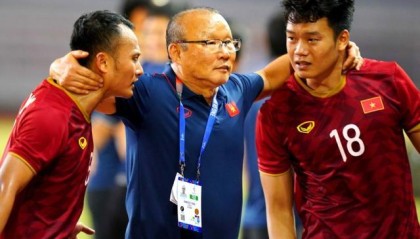 越南提前集中备战12强赛 朴恒绪回国奔丧月底返越